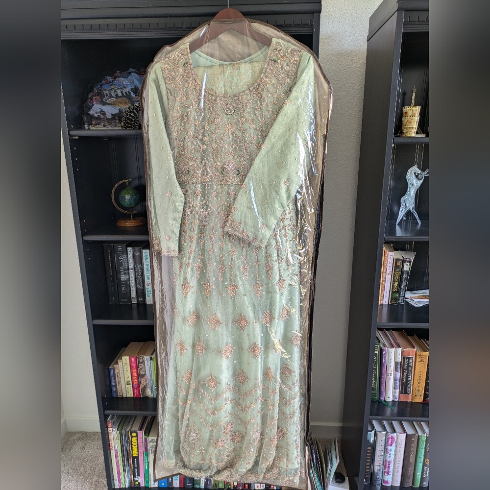 Nikaah abaya